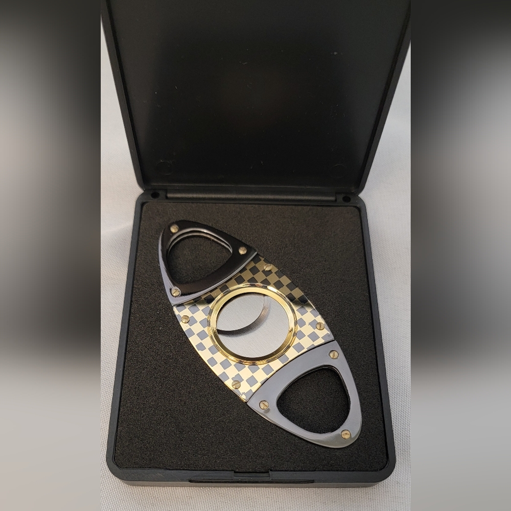 Thompson & Co Black and Gold Oval Cigar Cutter with Dual Cutting Mechanism